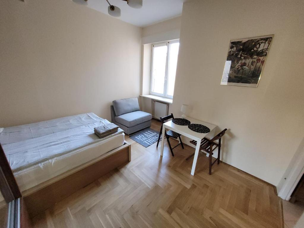 Your Apart Powisle Fabryczna Warszawa Eksteriør billede